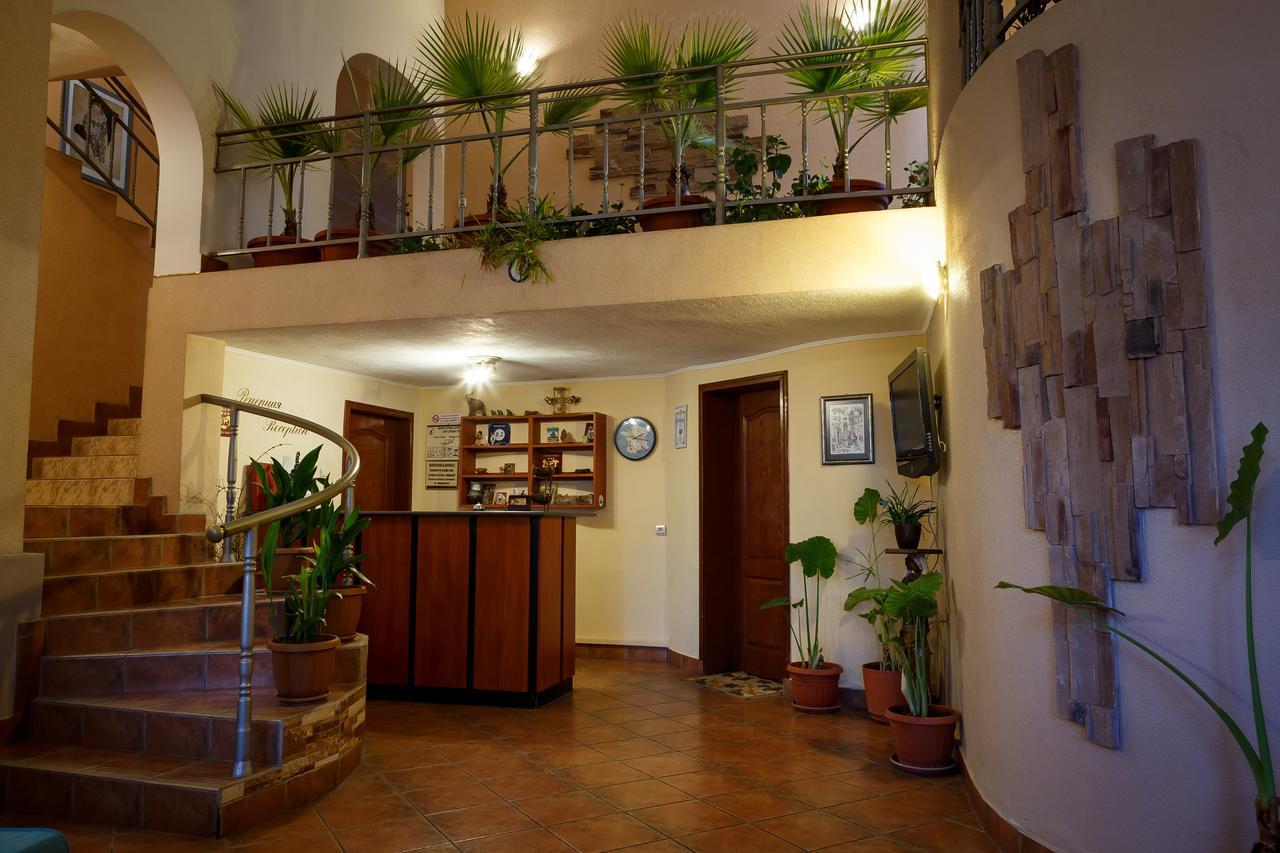 Family Accent Hotel